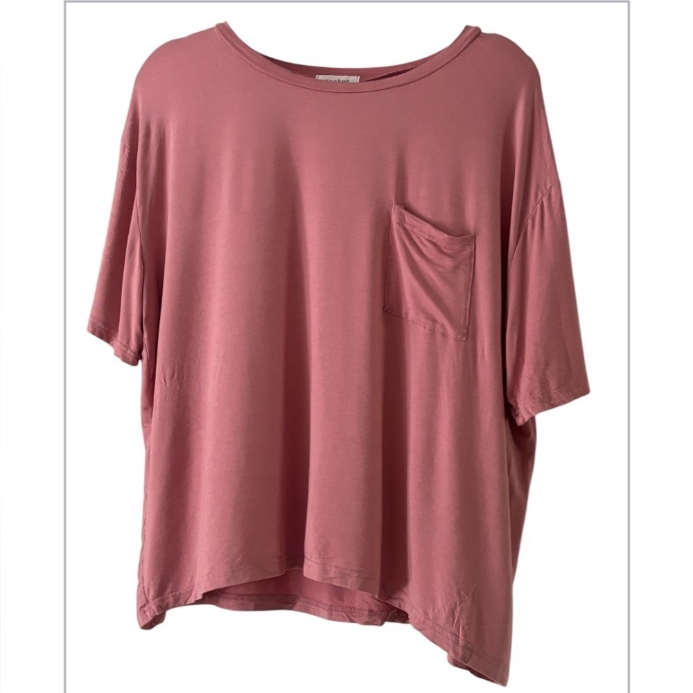 Market Oversized Soft Rayon pocket Tee NWOT